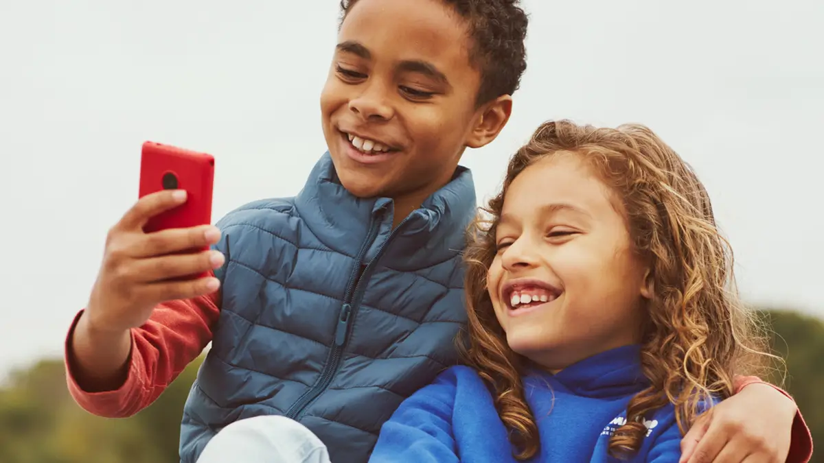 تقديم HMD XploraOne أول هاتف آمن للأطفال بدون إنترنت أو سوشيال ميديا